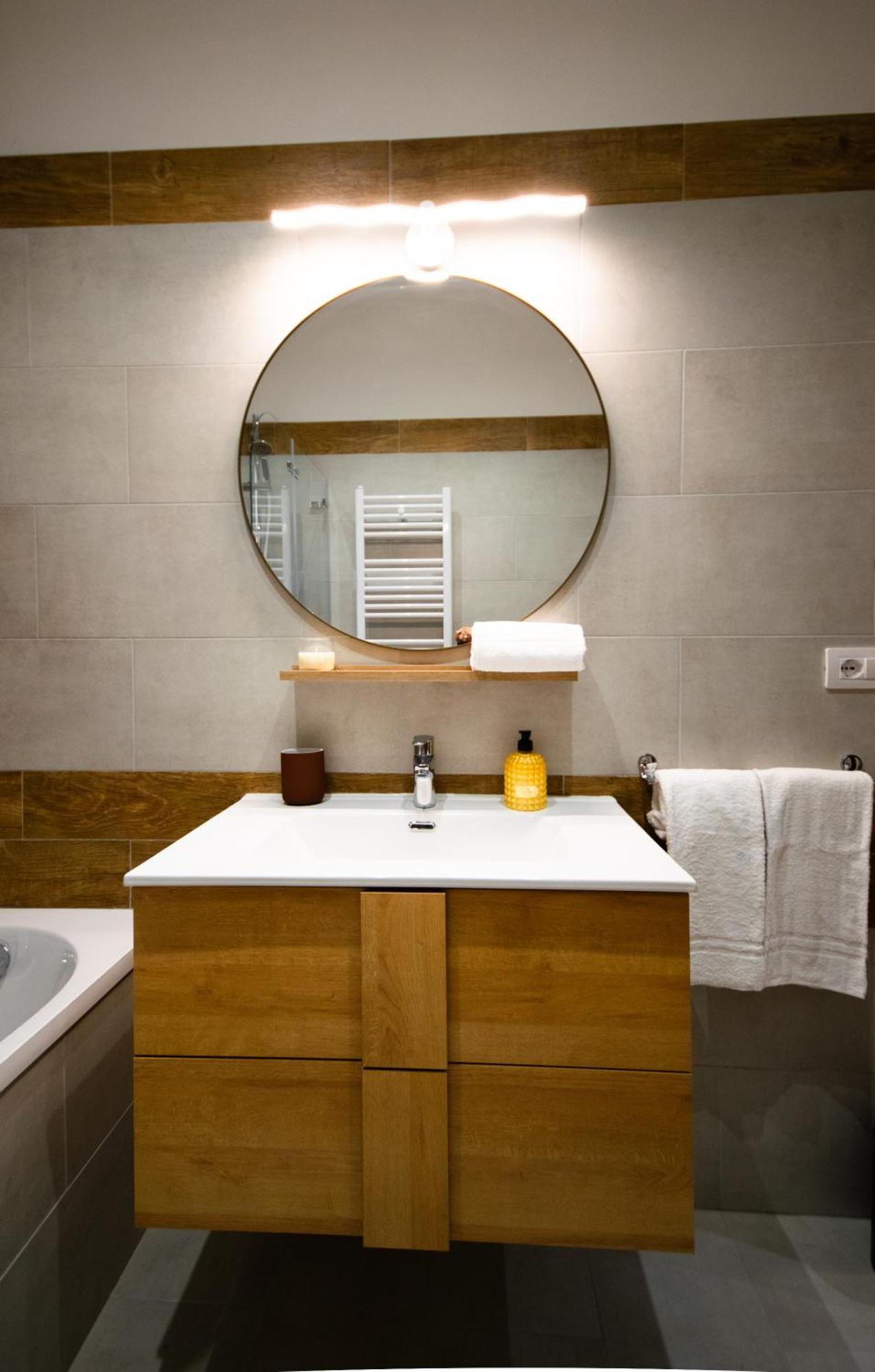 Mbs Marconi Bridge Suites Guest House Rome Bagian luar foto
